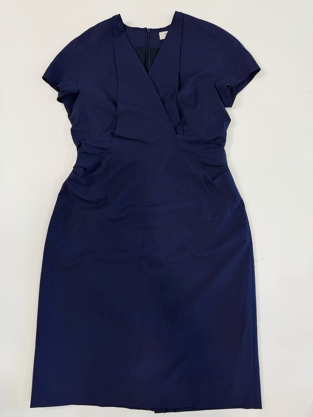 This M.M. Lafleur The Emma Dress Size 14